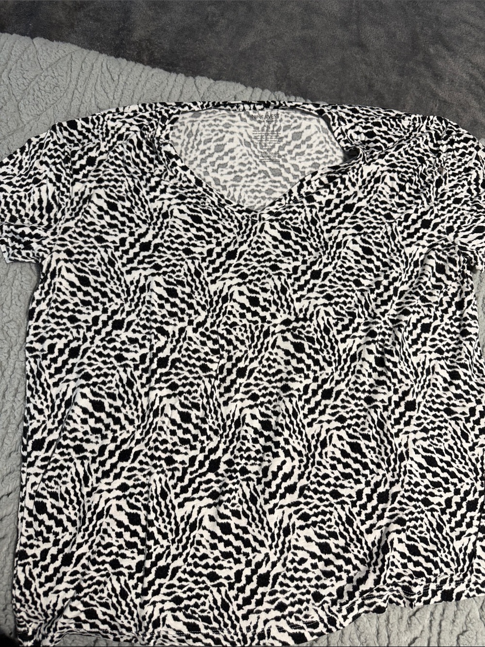 Nine West Black and White Printed Top